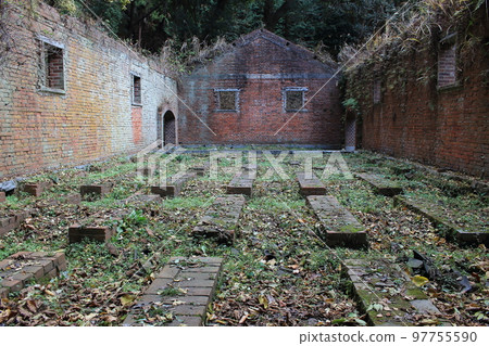 Remains of ammunition storage to Geiyo Fortress Kojima Battery Remains 97755590