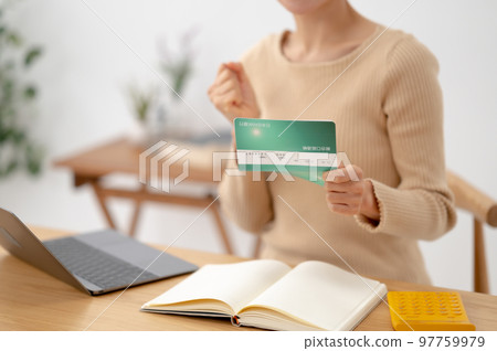 Passbook Female 97759979