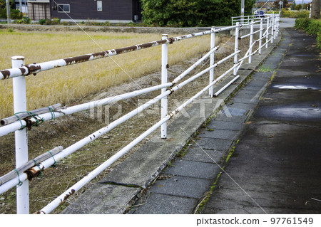 Rusty guardrail (guard pipe) Rusty guardrail (guard pipe) 97761549