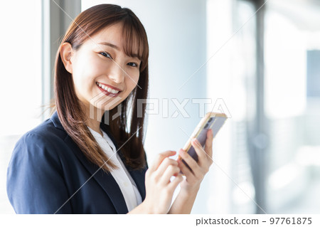 女商人 97761875