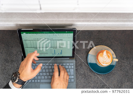 General affairs, accounting, clerical work, sales clerical work, general clerical work, clerical staff, spreadsheets, graphs, bird's-eye view, latte art cafe 97762031