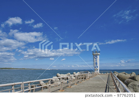 [Kanagawa Prefecture] Lighthouse at Oiso Port 97762051