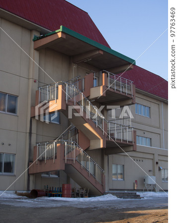 大型室外樓梯 97763469