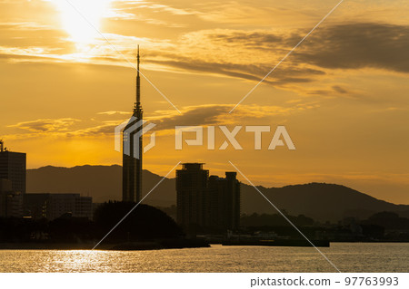 《Fukuoka Prefecture》 Night view in the direction of PayPay Dome and Fukuoka Tower 97763993