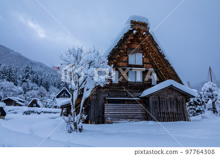Shirakawa-go, a World Heritage site with winter scenery Shirakawa Village, Gifu Prefecture Shirakawa-go, a World Heritage site with winter scenery Shirakawa Village, Gifu Prefecture 97764308