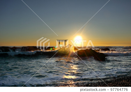 Romantic Ibaraki (In 856, a god descended on this coast and left a shining stone. It is enshrined in the main shrine as the main deity of Oarai Shrine.) Romantic Ibaraki (In 856, a god descended on this coast and left a shining stone. It is enshrined in the main shrine as the main deity of Oarai Shrine.) 97764776