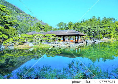 冬季也美麗的栗林庭園(香川縣高松市特別名勝)米其林★★★ 冬季也美麗的栗林庭園(香川縣高松市特別名勝)米其林★★★ 97767084