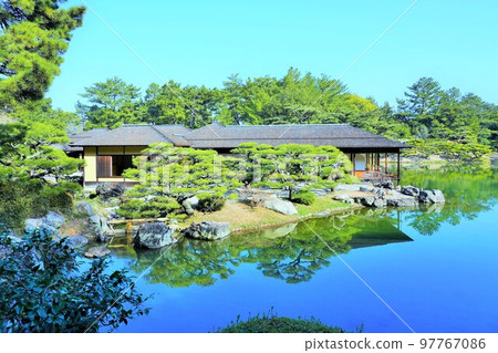冬季也美麗的栗林庭園(香川縣高松市特別名勝)米其林★★★ 冬季也美麗的栗林庭園(香川縣高松市特別名勝)米其林★★★ 97767086