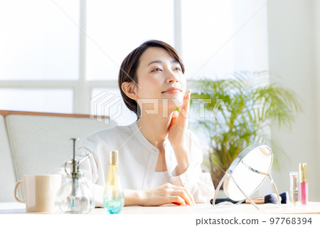 美女中年婦女 97768394