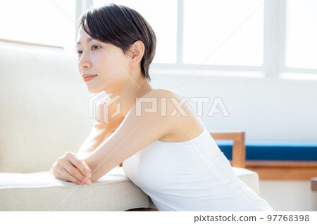 Female beauty is beautiful Female beauty is beautiful 97768398