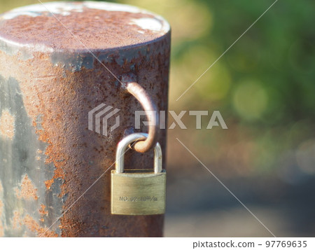 padlock padlock 97769635