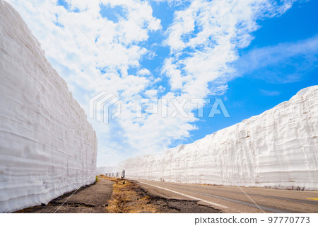 Hachimantai Aspite Line/Snow Corridor (2022) Hachimantai Aspite Line/Snow Corridor (2022) 97770773
