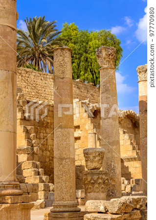 Jerash, Jordan Cardo maximus, Gerasa of Antiquity Jerash, Jordan Cardo maximus, Gerasa of Antiquity 97770980