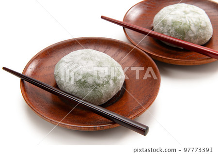 Kusamochi Japanese sweets 97773391