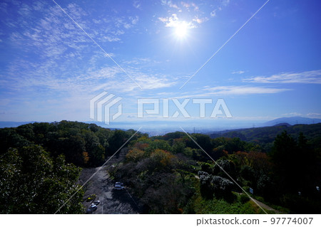 清晨，從敲鍾天文台眺望奈良盆地 97774007