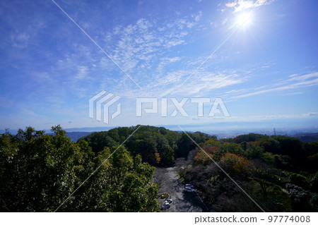 清晨，從敲鍾天文台眺望奈良盆地 97774008