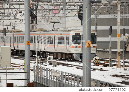 大雪中的名古屋站鐵軌風光 97775202