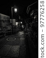 Take a walk in a yukata 97776258