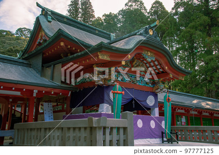 霧島神社正殿和晨景 97777125