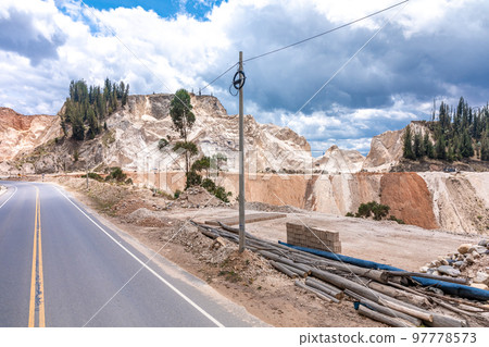 quarry for extracting sand, gravel and stone quarry for extracting sand, gravel and stone 97778573