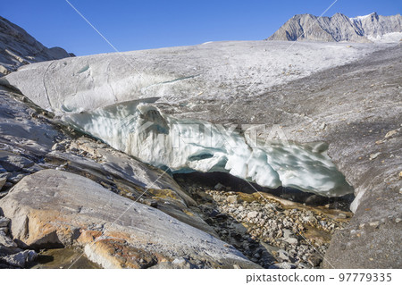 Great Aletsch Glacier (Valais, Switzerland) Great Aletsch Glacier (Valais, Switzerland) 97779335