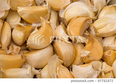許多蒜瓣(帶皮) 許多蒜瓣(帶皮) 97782872