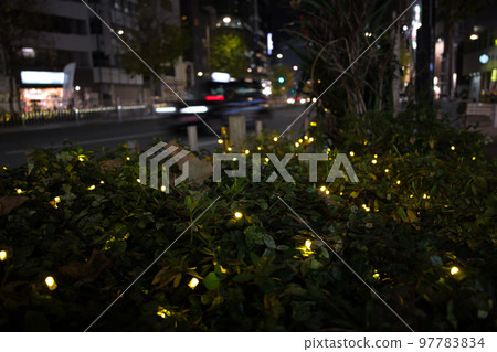 在城市的夜景 97783834