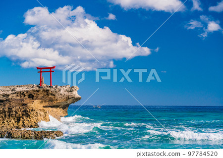 [Shizuoka Prefecture] The oldest Shirahama shrine in Izu, the red torii of Daimyojin rock 97784520