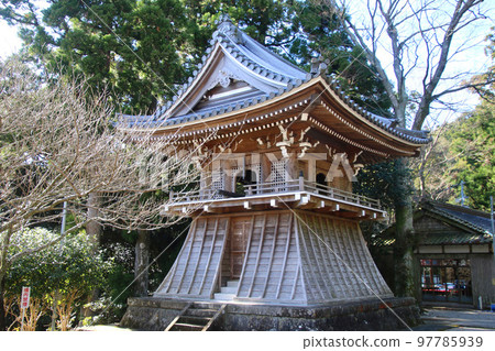 Bell Tower/Asamadake Kongosho-ji Temple (Ise City, Mie Prefecture) Bell Tower/Asamadake Kongosho-ji Temple (Ise City, Mie Prefecture) 97785939