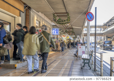 神奈川縣箱根湯本站前廣場商店街 神奈川縣箱根湯本站前廣場商店街 97786829