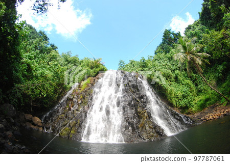 Kepirohi waterfall in Pohnpei, Micronesia Kepirohi waterfall in Pohnpei, Micronesia 97787061