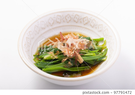 Boiled Japanese parsley 97791472