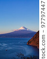 Midwinter Mt. Fuji seen from the Izu Peninsula Part 1 (at sunset) Midwinter Mt. Fuji seen from the Izu Peninsula Part 1 (at sunset) 97797447