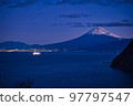 Midwinter Mt. Fuji seen from the Izu Peninsula Part 1 (one hour before sunrise) Midwinter Mt. Fuji seen from the Izu Peninsula Part 1 (one hour before sunrise) 97797547