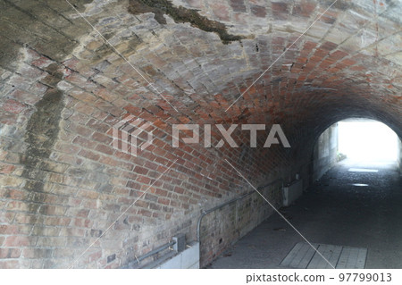 Kajiwara no Twisted Manpo (Okutabata Bridge) 97799013