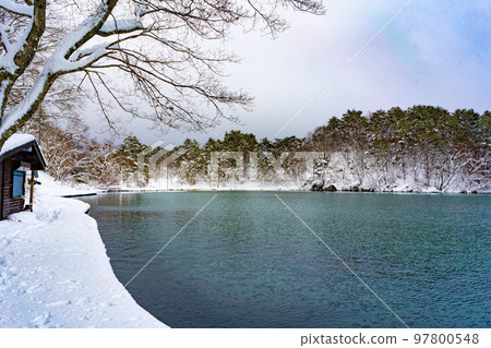 Five ginsenuma in winter 97800548