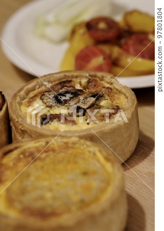quiche topping quiche topping 97801804