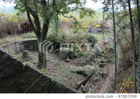 Northern Fort Blast Ruins seen from Control Tower Ruins - Geiyo Fortress Kojima Battery Ruins Northern Fort Blast Ruins seen from Control Tower Ruins - Geiyo Fortress Kojima Battery Ruins 97803399