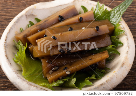 黑芝麻牛蒡根（用山牛蒡根） 97809782