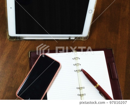 Smartphone and tablet Smartphone and tablet 97810207