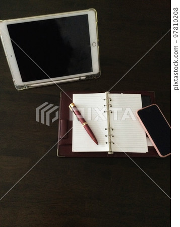 Smartphone and tablet Smartphone and tablet 97810208