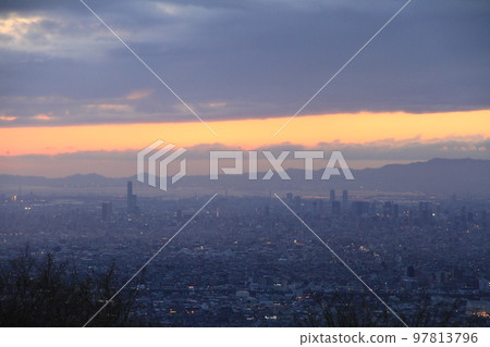 City of Osaka Plain seen from Mt. Ikoma 97813796