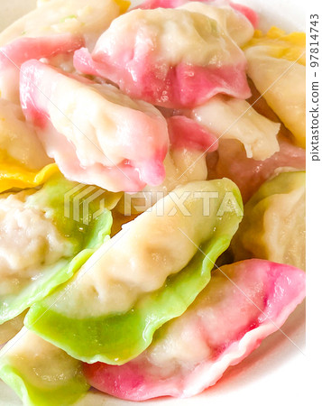 中國家常5色手工水餃(手工彩餃) 中國家常5色手工水餃(手工彩餃) 97814743