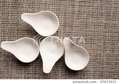 White tableware White tableware 97815915