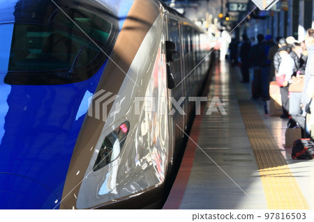 Hokuriku Shinkansen Kagayaki High-speed rail Tokyo Station Kagayaki Hokuriku Shinkansen Kagayaki High-speed rail Tokyo Station Kagayaki 97816503