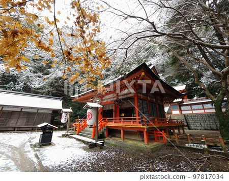 Konpira-san Shiramine Shrine [Kotohira Shrine/Kotohira-cho, Nakatado-gun, Kagawa Prefecture] 3 97817034