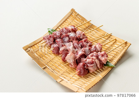 5 skewers of pork skirt steak 5 skewers of pork skirt steak 97817066