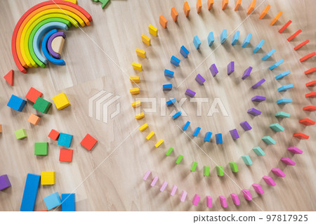 Rainbow wooden Montessori ecology material with cubes blocks domino principle construction 97817925