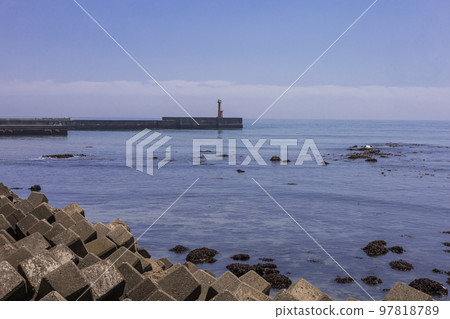 Breakwater and lighthouse at Aise Port, Hitachi City, Ibaraki Prefecture Breakwater and lighthouse at Aise Port, Hitachi City, Ibaraki Prefecture 97818789