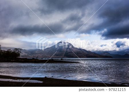 Hokkaido National Park, Lake Shikotsu and Mt. Eniwa in stormy weather 97821215